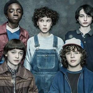 Picture with the main charachters from the tv series Stranger Things: Lucas, Will, Eleven, Mike and Dustin